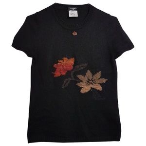 Chanel brooch sweater Paris-Moscow collection